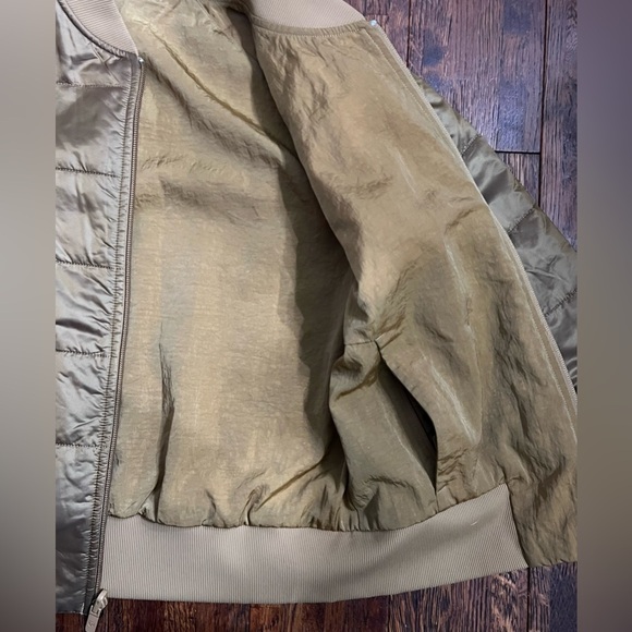 LULULEMON Nonstop Bomber Jacket Reversible in Gold Spice Size 4 - Picture 10 of 14